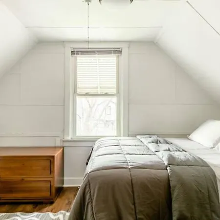 Apartamento The Avondale Attic Chicago Exterior foto
